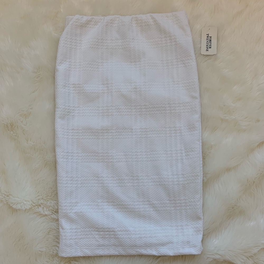 Forever 21 knee length pencil white skirt